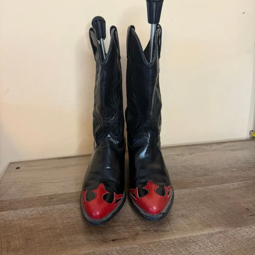 Vintage ACME women’s cowboy boots black red size 7.5 western shoes cowgirl